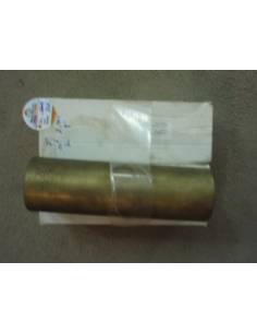 Bocina interior 2'  exterior 2,502'  largo 8' outlet