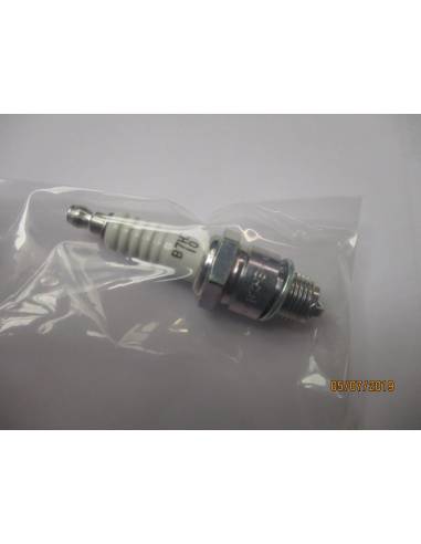 Bujia b7hs 10 yamaha  / GOII    2t