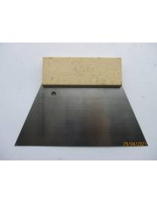 Serrated spatula 18cm