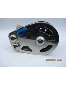 Polea inox LEWMAR 155HL para cabo 24/30mm