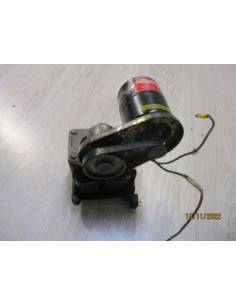 Pompe à membrane JABSCO 12V MULTI-FIXTURE 2