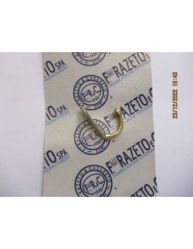 Gancho simple 16x32mm laton