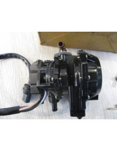 OMC fuel pump kit 175163 outlet 2