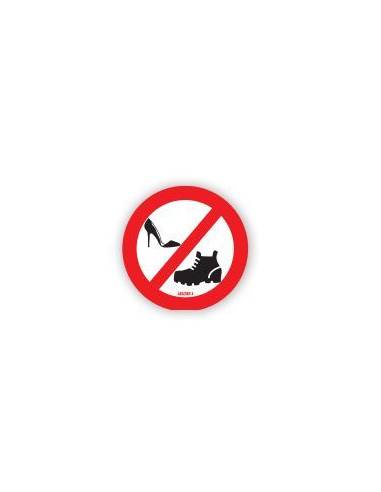 Pegatina prohibido calzar zapatos