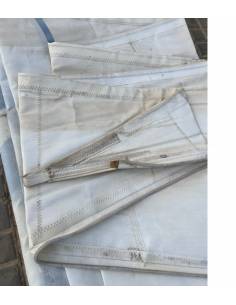 Voile grand-voile p roulé 12.10mts E 4.35mts éclaboussure... 2