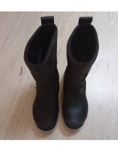 Musto bota de agua talla 38