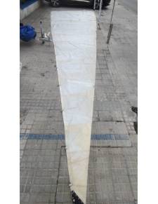 Vela mayor patines P 10,50 mts baluma 9.36 mts E 4.17mts de un Puma 29