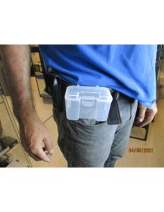 Box for live bait (aerated) + belt hook 11x8x6,5cm