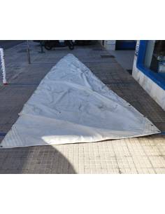 Vela mayor P 7,63mts E 2.45mts baluma 7,93mts proviene de...