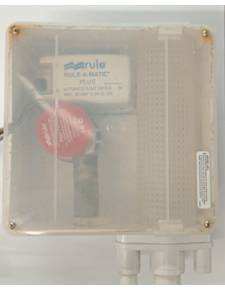 Attwood Caja de sistema de ducha 12v