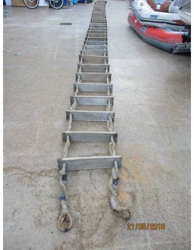 Practical ladder 13mts x 50cm wood/cable