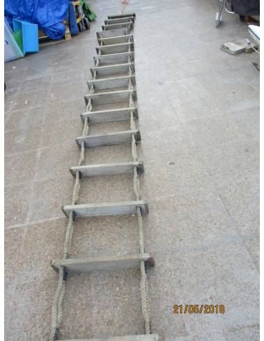 Practical ladder 13mts x 50cm wood/cable