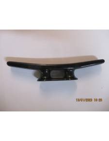 Cornamusa plastico negro 150mm