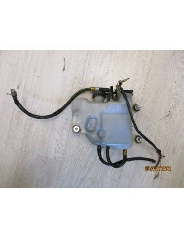 Réservoir d'huile explosé yamaha 25nwco 2 fois