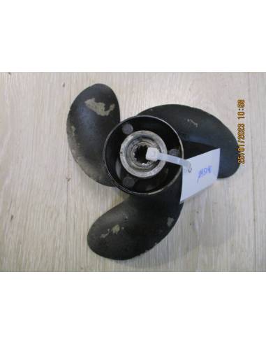 Helix schneidet Mercury 4cv 2 Mal