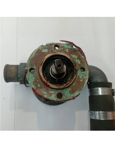 Yanmar salt water pump 32 mm tube.