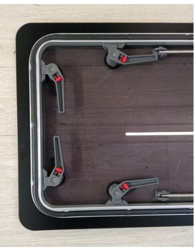 Lewmar trappe Flush 760x570mm