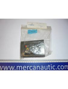 Enchufe tres elementos 115x80mm outlet