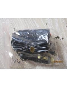 Chargeur prise allume-cigare avec câble de sortie