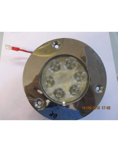 Ein 11 cm diametriger Led-Stahldach.