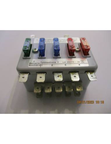 Scatola portafusibili 12/24V 70x45x70mm