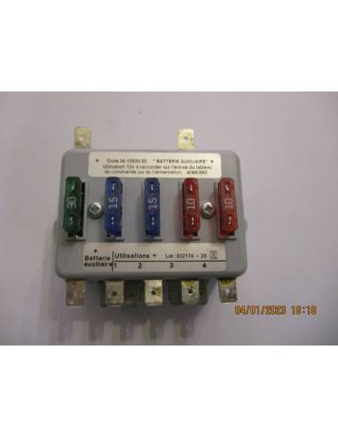 Scatola portafusibili 12/24V 70x45x70mm