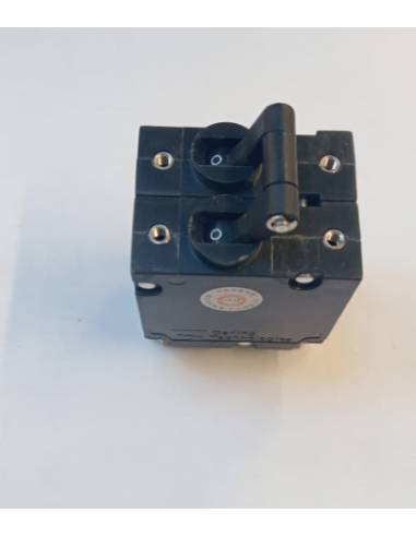 Disyuntor bipolar 250VAC  50/60Hz  20A