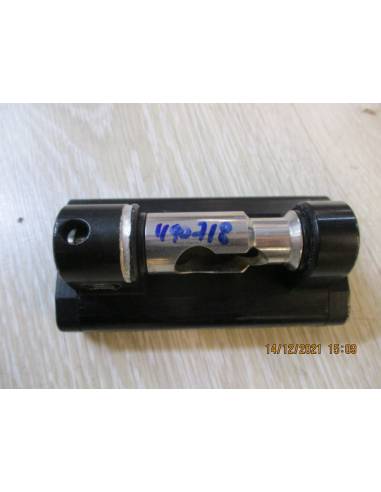 M200-0900 series 30 Ronstan high load captive...