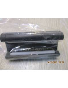 M200-0900 Serie 30 Ronstan high load captive ball batten car 2