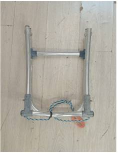 Escalera aluminio plegable para neumatica 2 peldaños 2