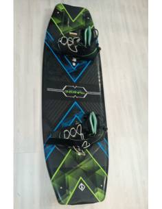 Transcend wake board Andrew Adkinson pro model con botas