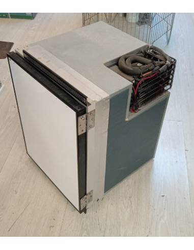 Isotherm nevera modelo BC85  12/24/110/220V 85lts