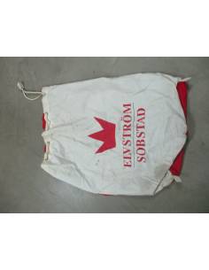 Le sac à bougies ELVSTROM SOBSTAD mesure 1,10 mx 85 cm 2