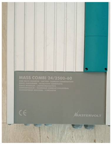 Mastervolt MASS COMBI 24/2500-60