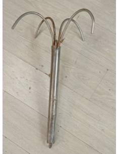 Grapnel containing by weight: