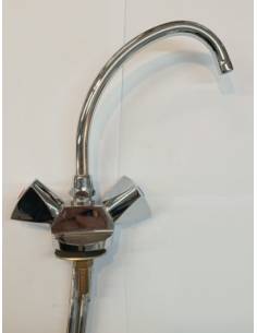 Grifo doble agua fria/caliente