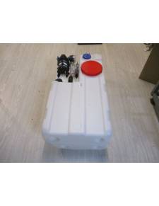 Deposito agua dulce  80lts con bomba presion 8lts/h