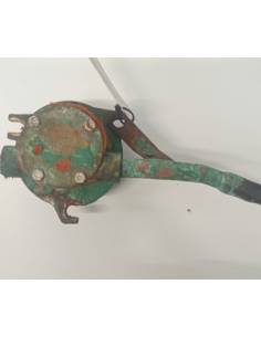 Salt water pump exploded view Volvo 2003