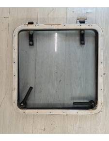 Lewmar escotilla 500x500mm con dos bisagras y cierres