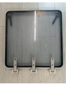 Lewmar escotilla 620x620mm con 3 bisagras y cierres