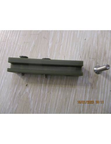 Patin ERTALON 3 agujeros cardan 70x18mm
